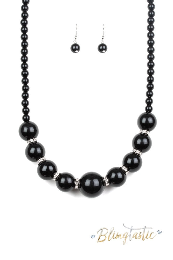 SoHo Socialite - Black