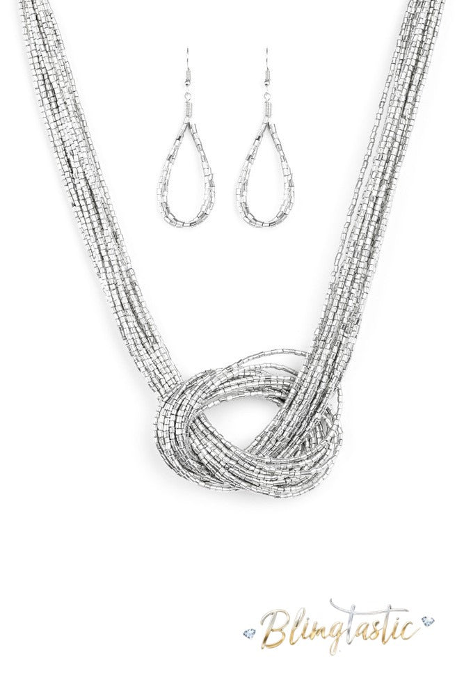 Knotted Knockout - Silver