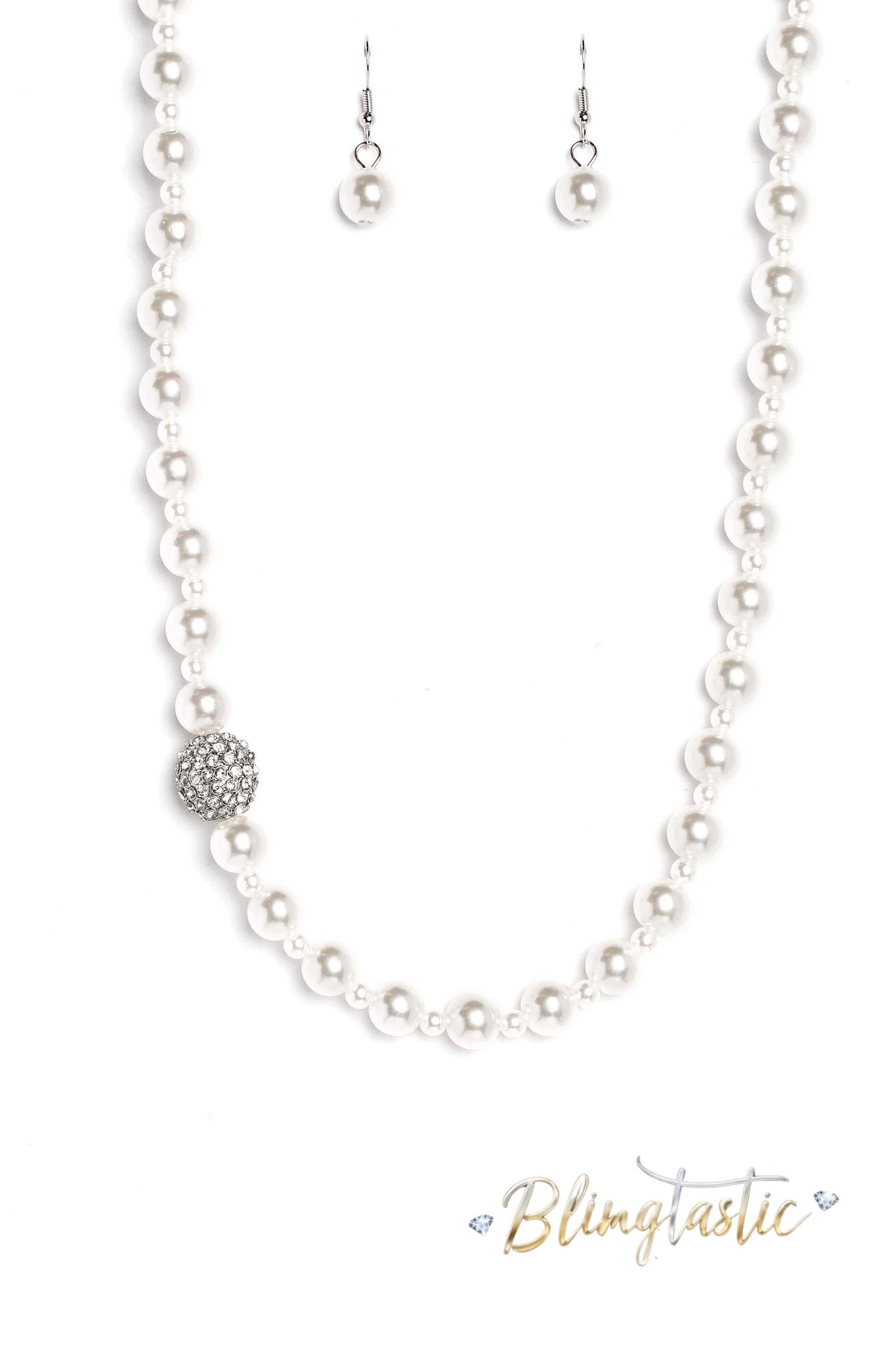 Countess Chic - White