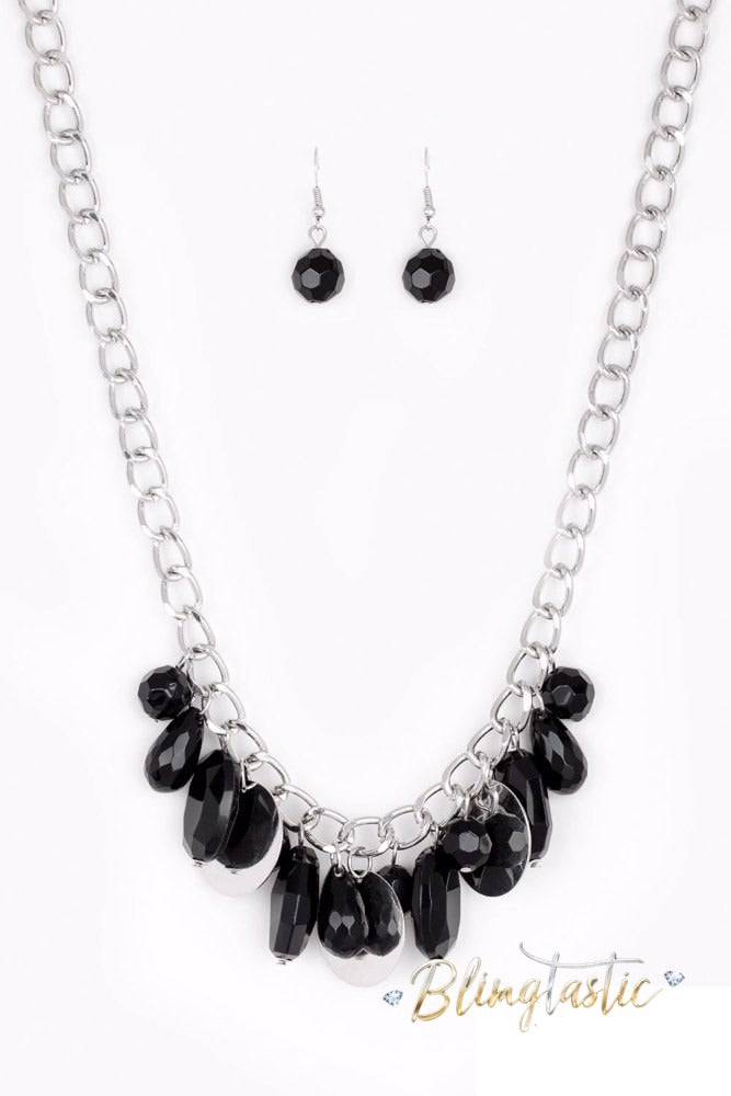 Treasure Shore - Black