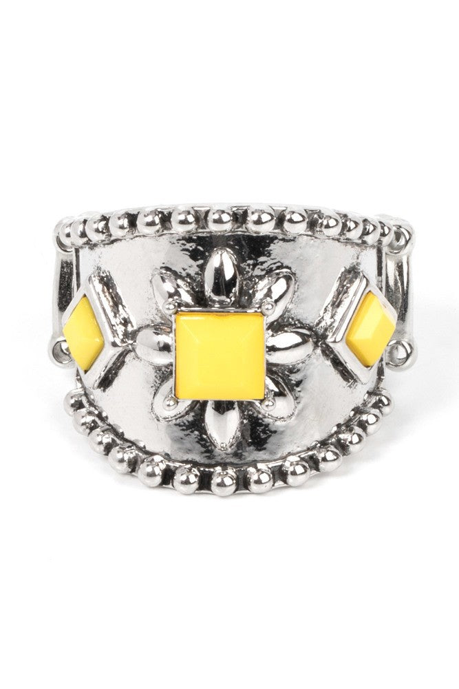 Daisy Diviner - Yellow