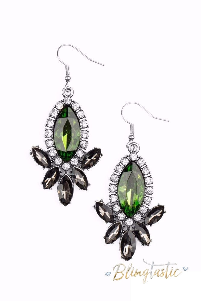 Serving Up Sparkle - Green