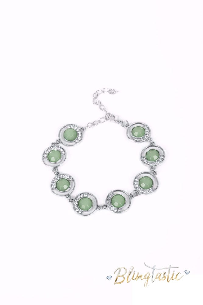 Twinkling Trajectory - Green