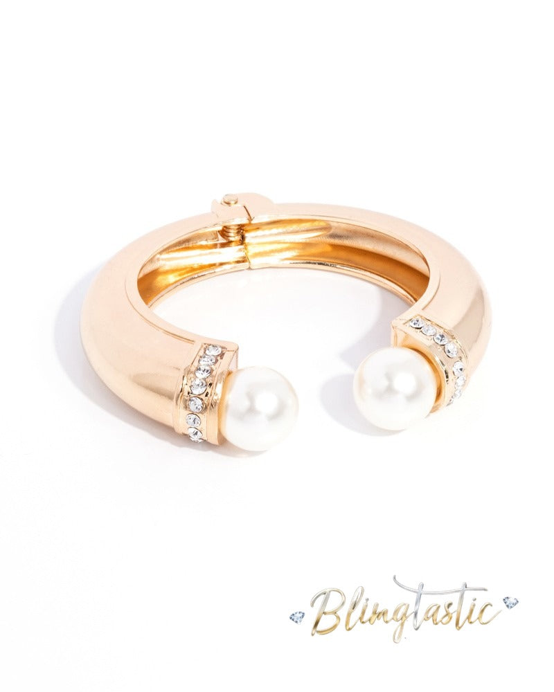 Breathtaking Balance - Gold