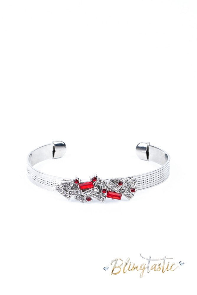 A Chic Clique - Red