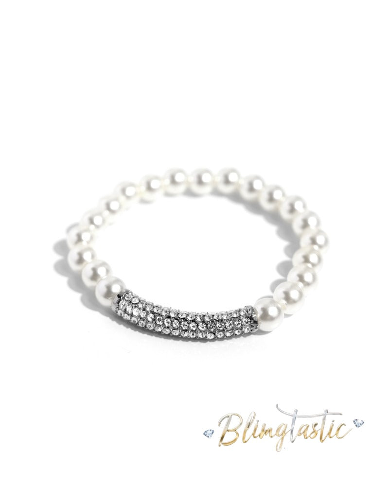 Elegance Embodied - White