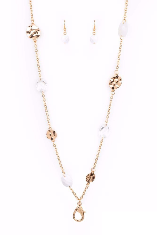 ​Glossy Glamorous - White