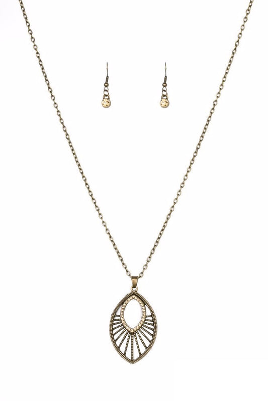 Court Couture - Brass