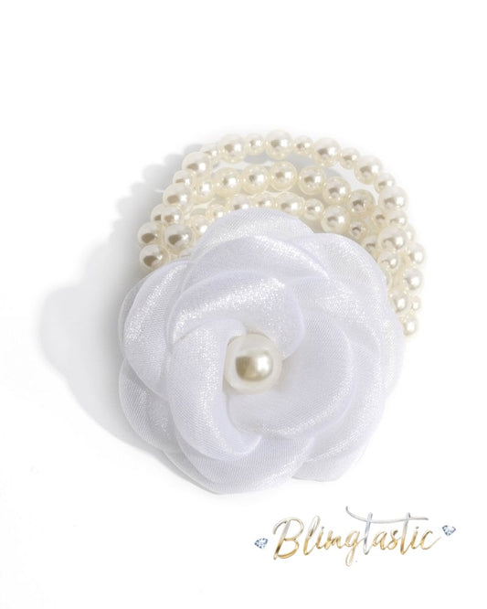 Feminine Mystique - White