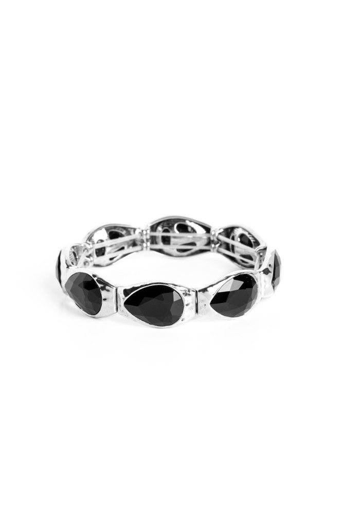 Formal Fanfare - Black